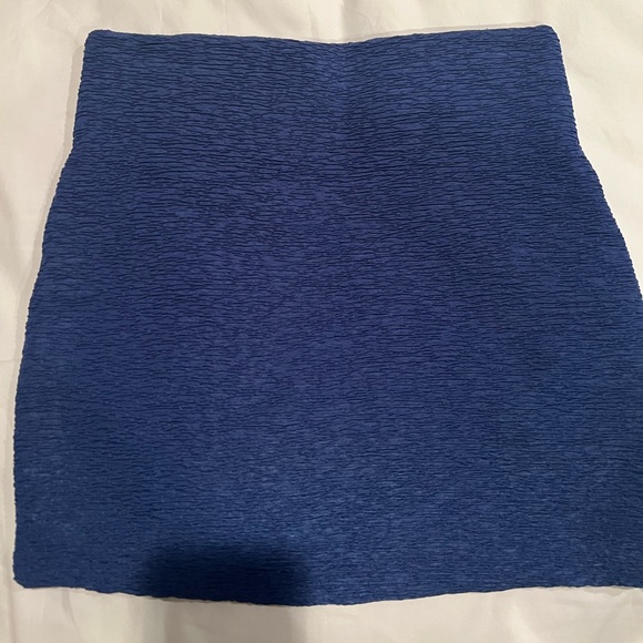 BCBG Skirt - Picture 1 of 4